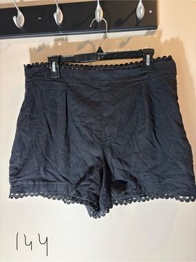 Express Black Scalloped Lace Trim Shorts
